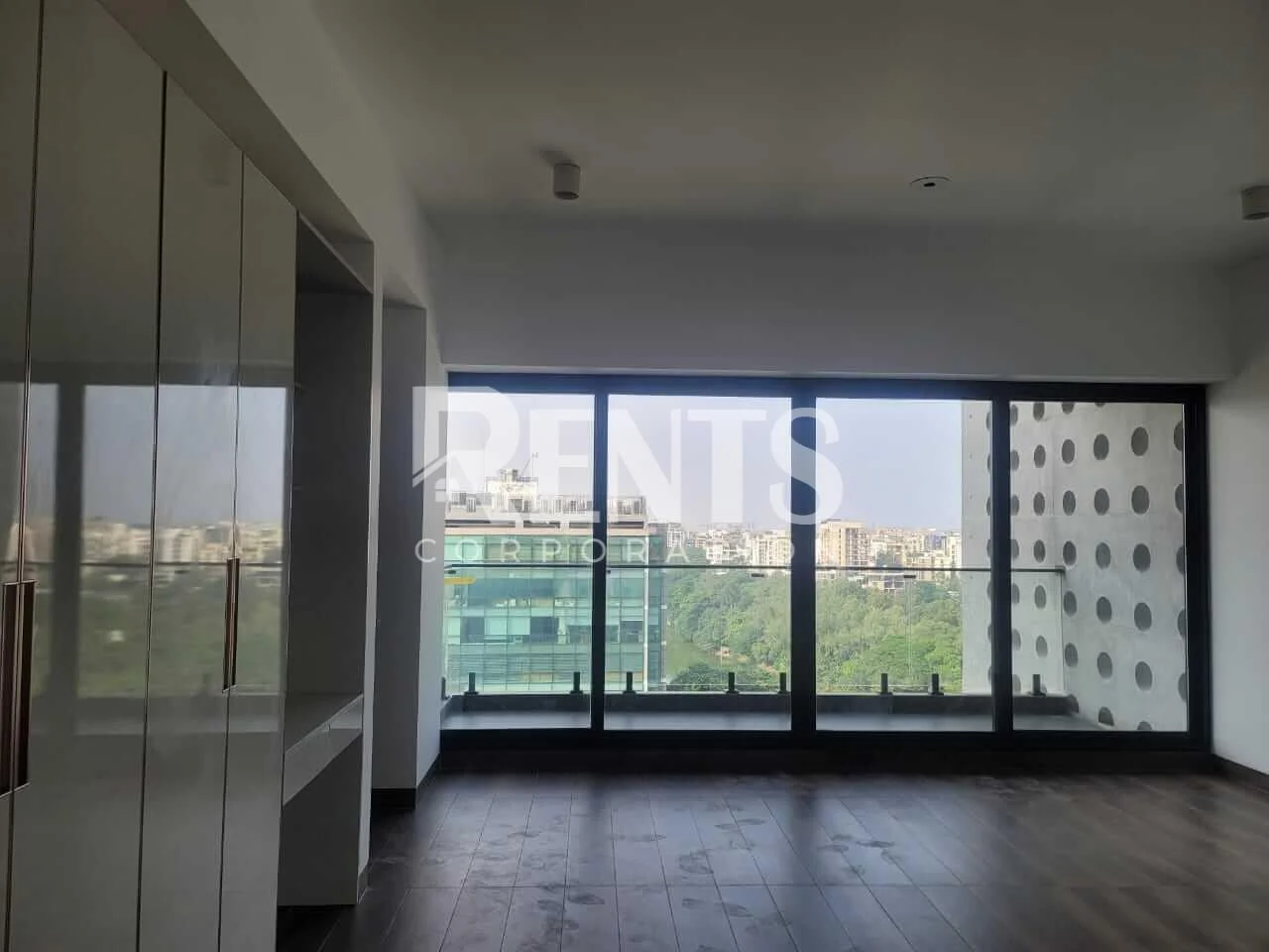 Inn Star Metropolis 15A