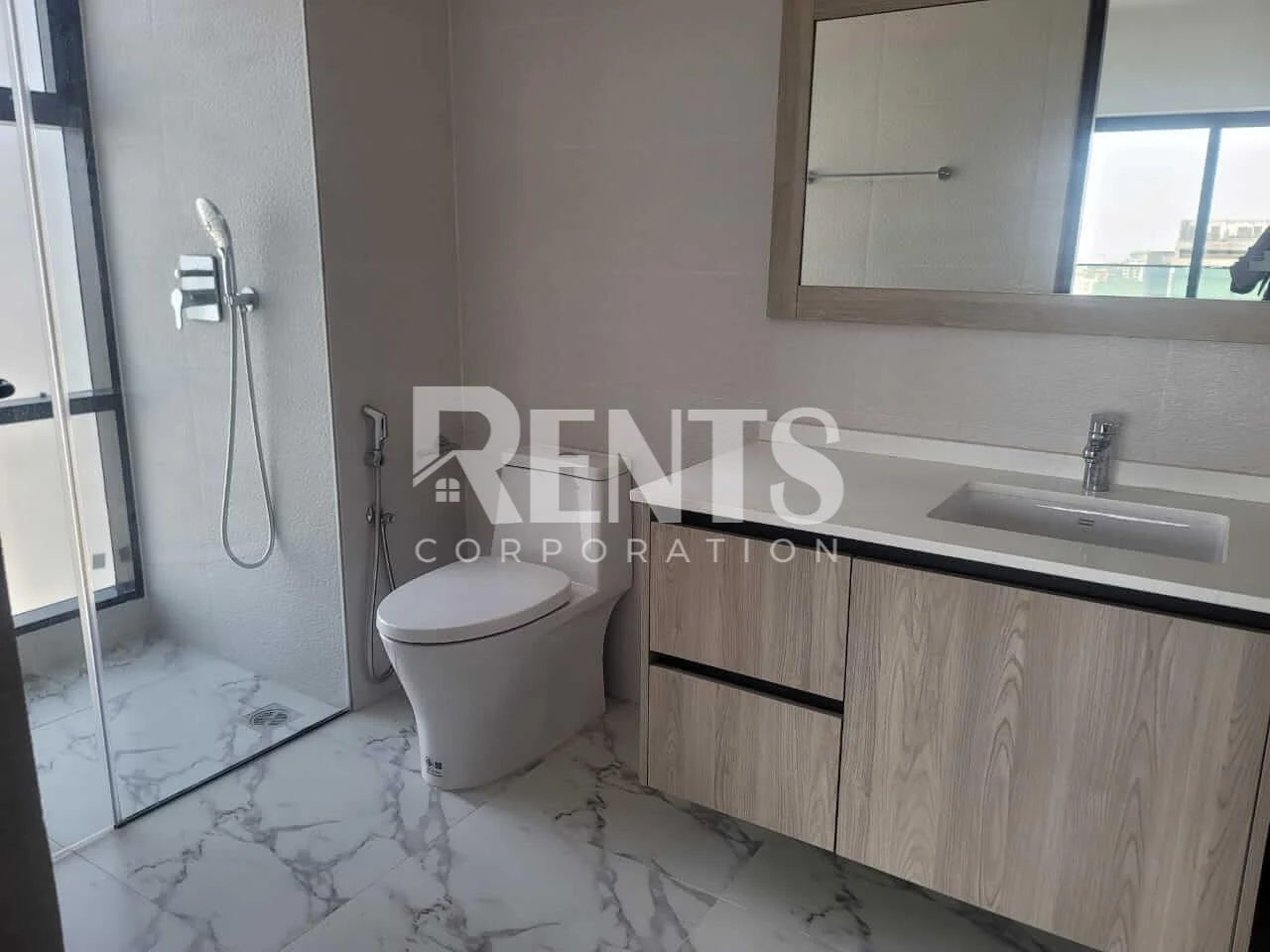 Inn Star Metropolis 15A