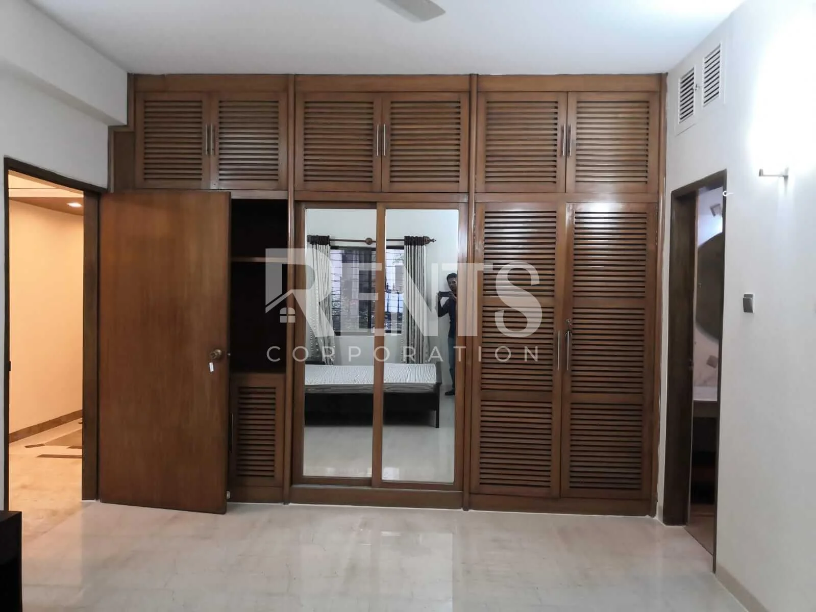 Gulshan Gallery 1A