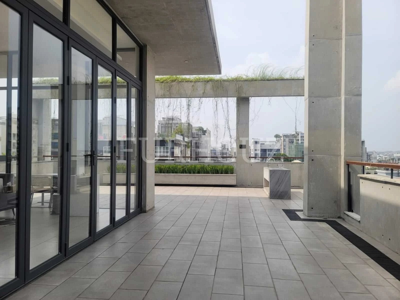 Shanta LA Bijou 4A