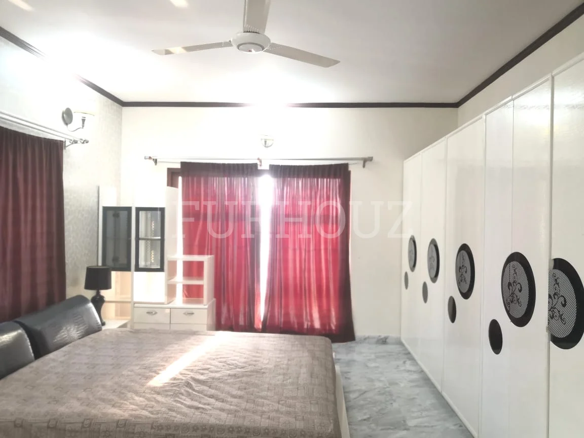 Rangs Water Front 11B