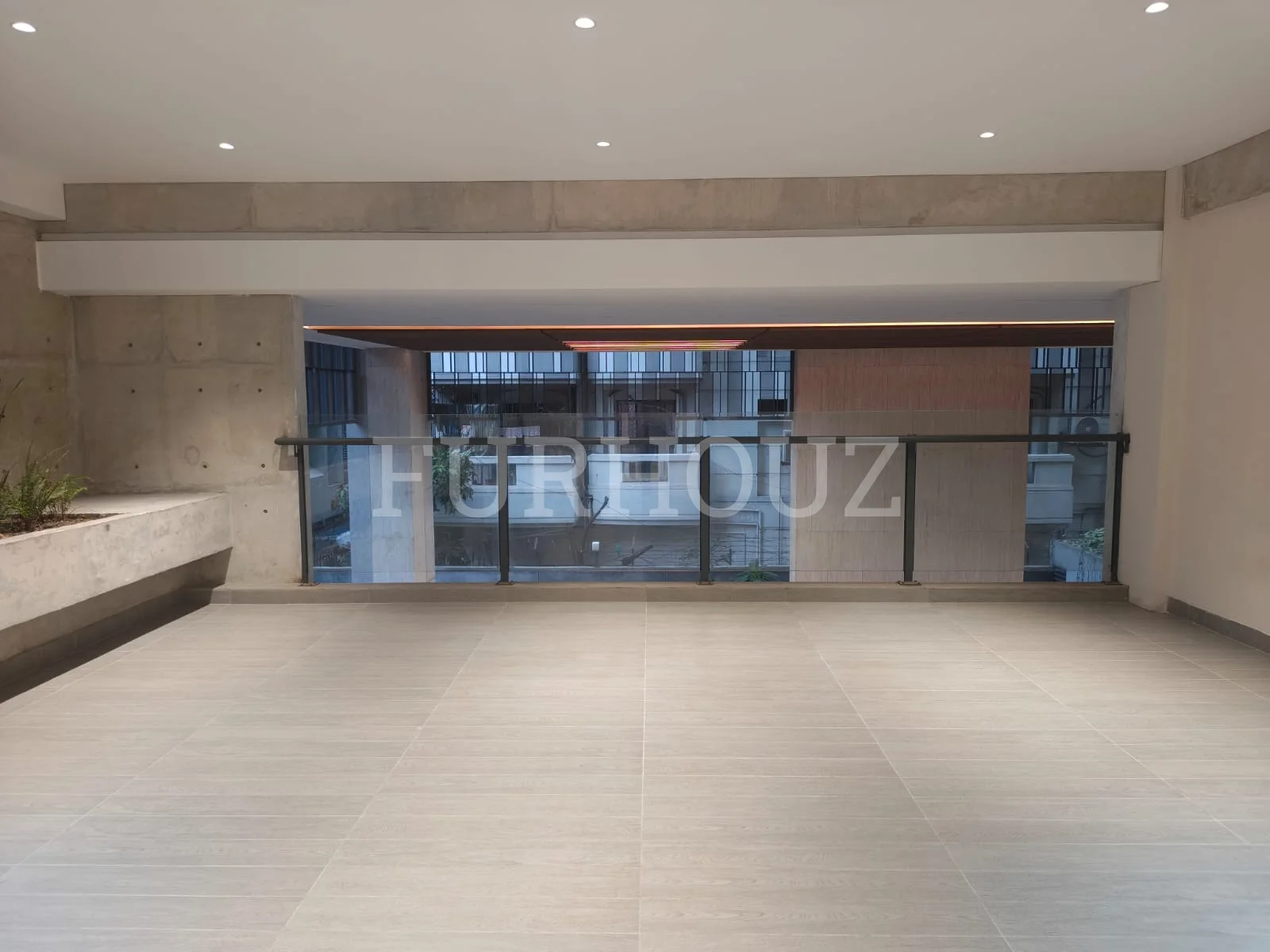 Urban Moon 6B