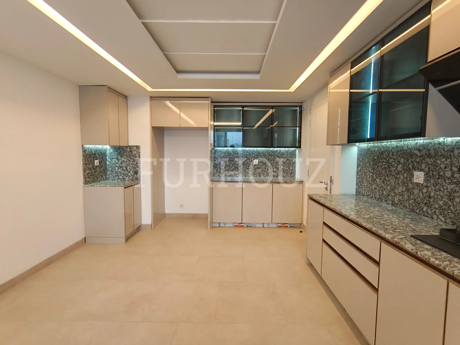 Innstar Icon Residence 9B