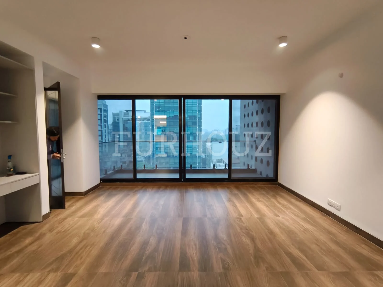 Innstar Metropolis 9A
