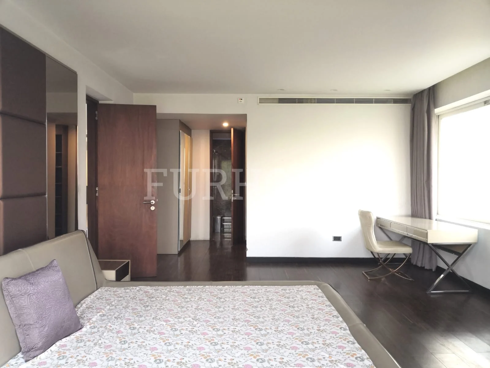Lake House Empori 3B
