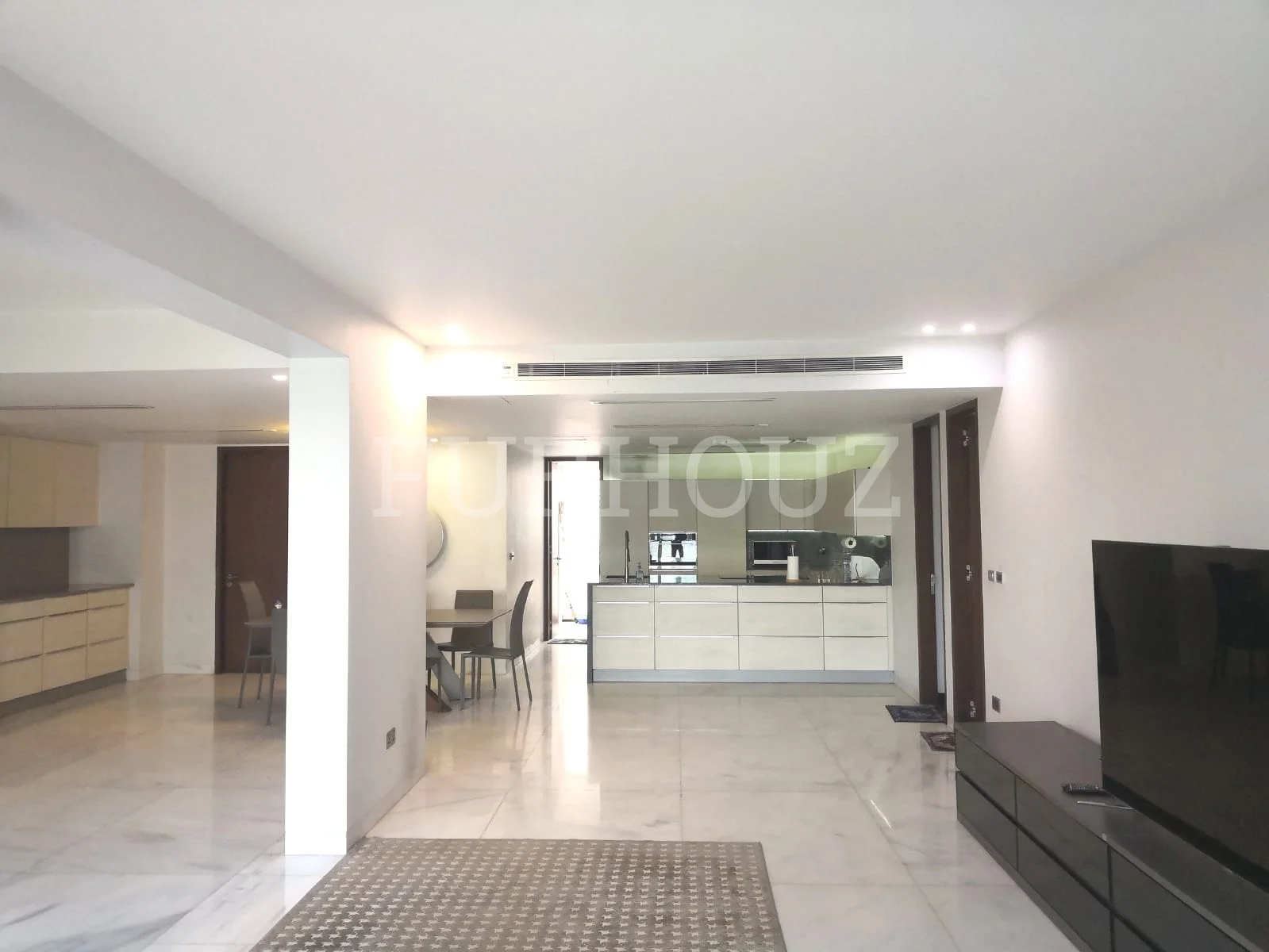 Lake House Empori 3B