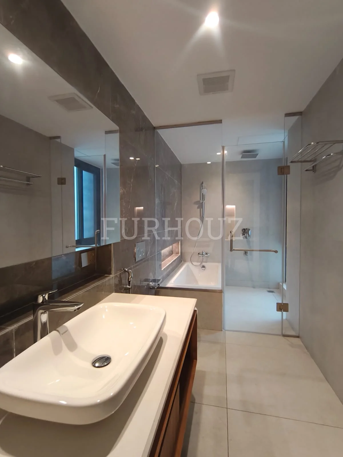 Amena Terrace 5A