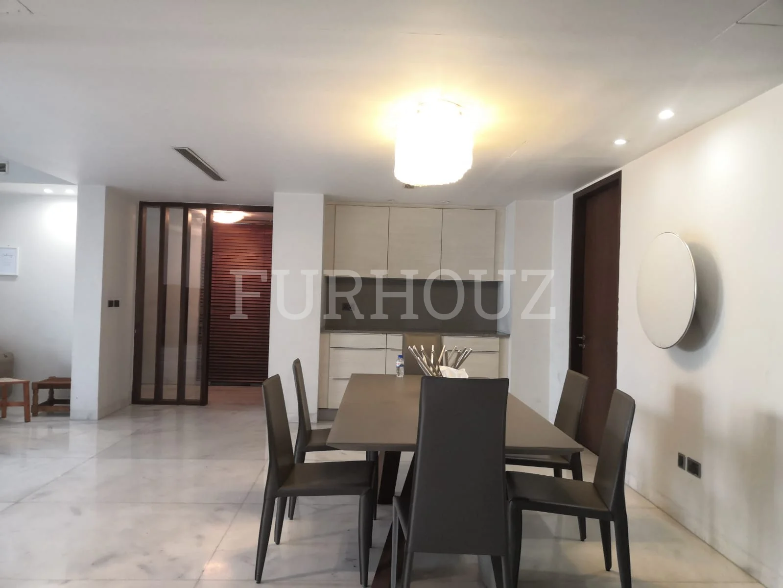 Lake House Empori 3B