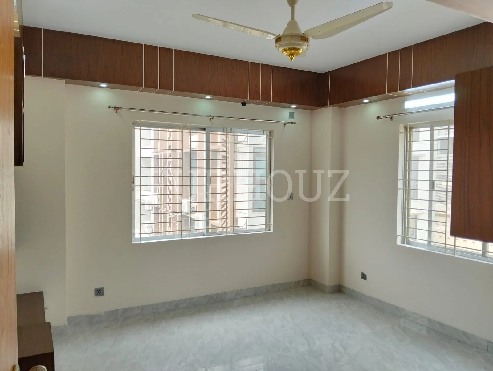Basic Nigar Palace 8A