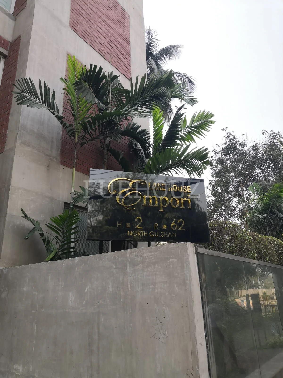 Lake House Empori 3B