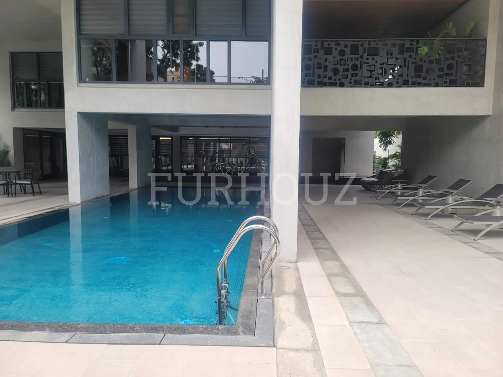 Spacious Apartment In Gulshan