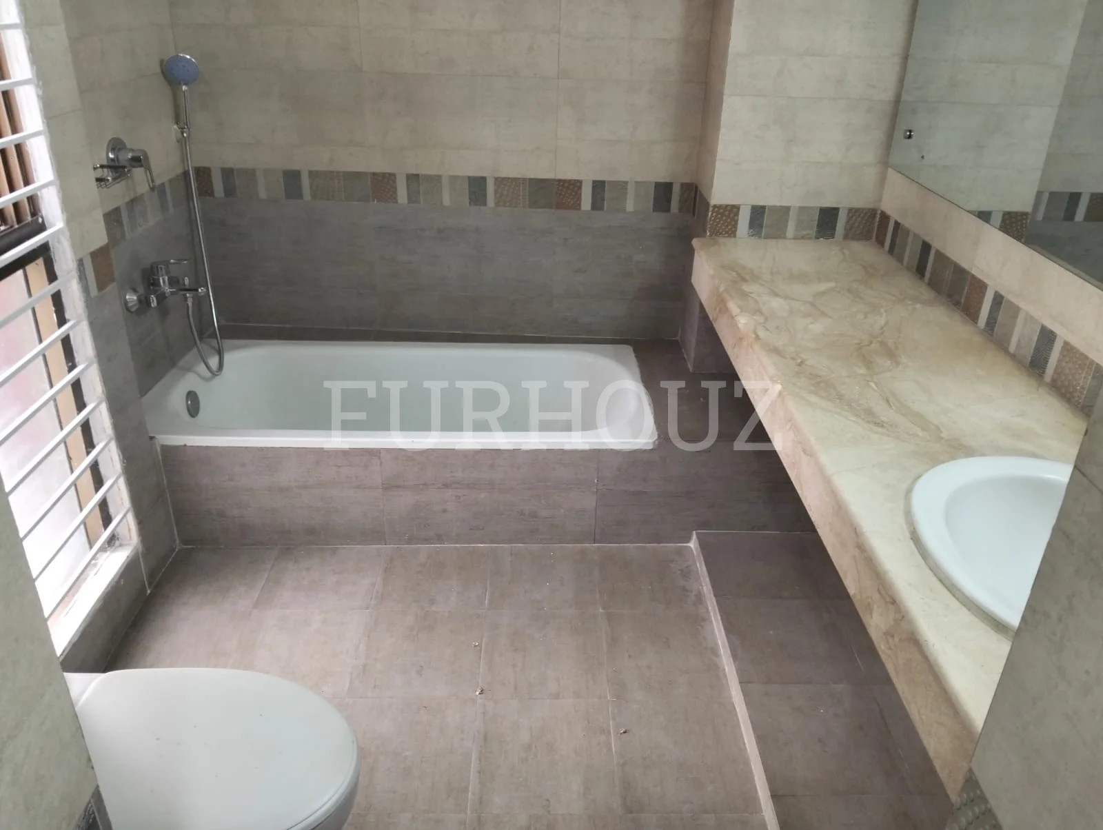 Suvastu Saleha Villa 8A