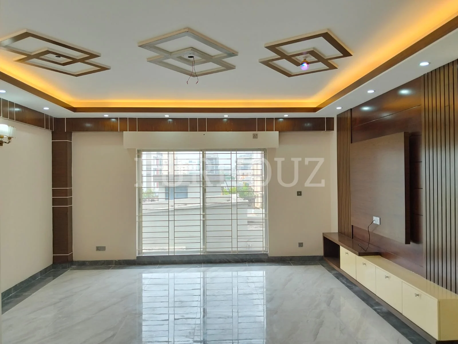 Basic Nigar Palace 8A