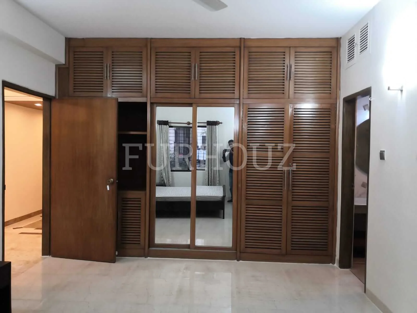 Gulshan Gallery 1A