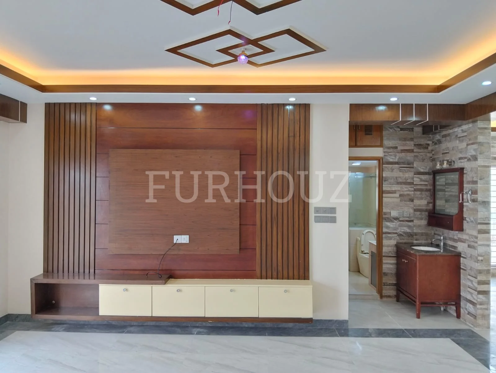 Basic Nigar Palace 8A