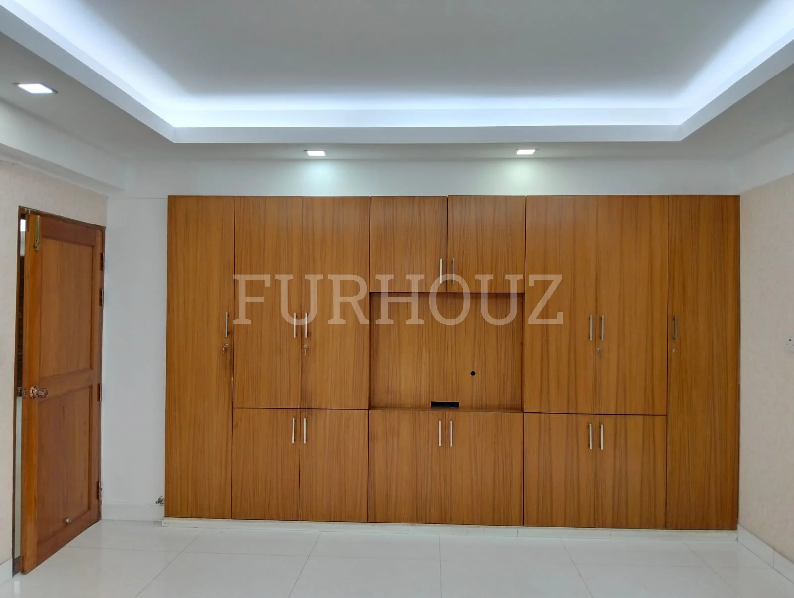 Suvastu Saleha Villa 8A