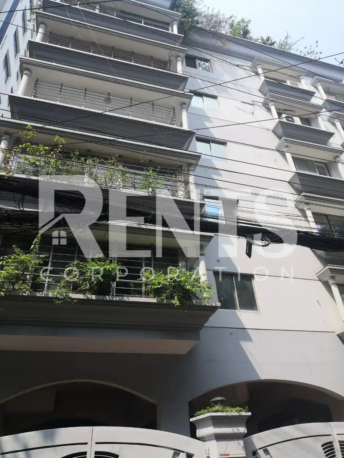 Villa on Hollywood Boulevard