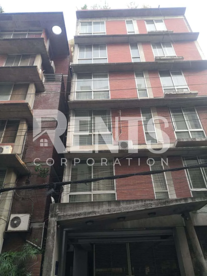 Villa on Hollywood Boulevard