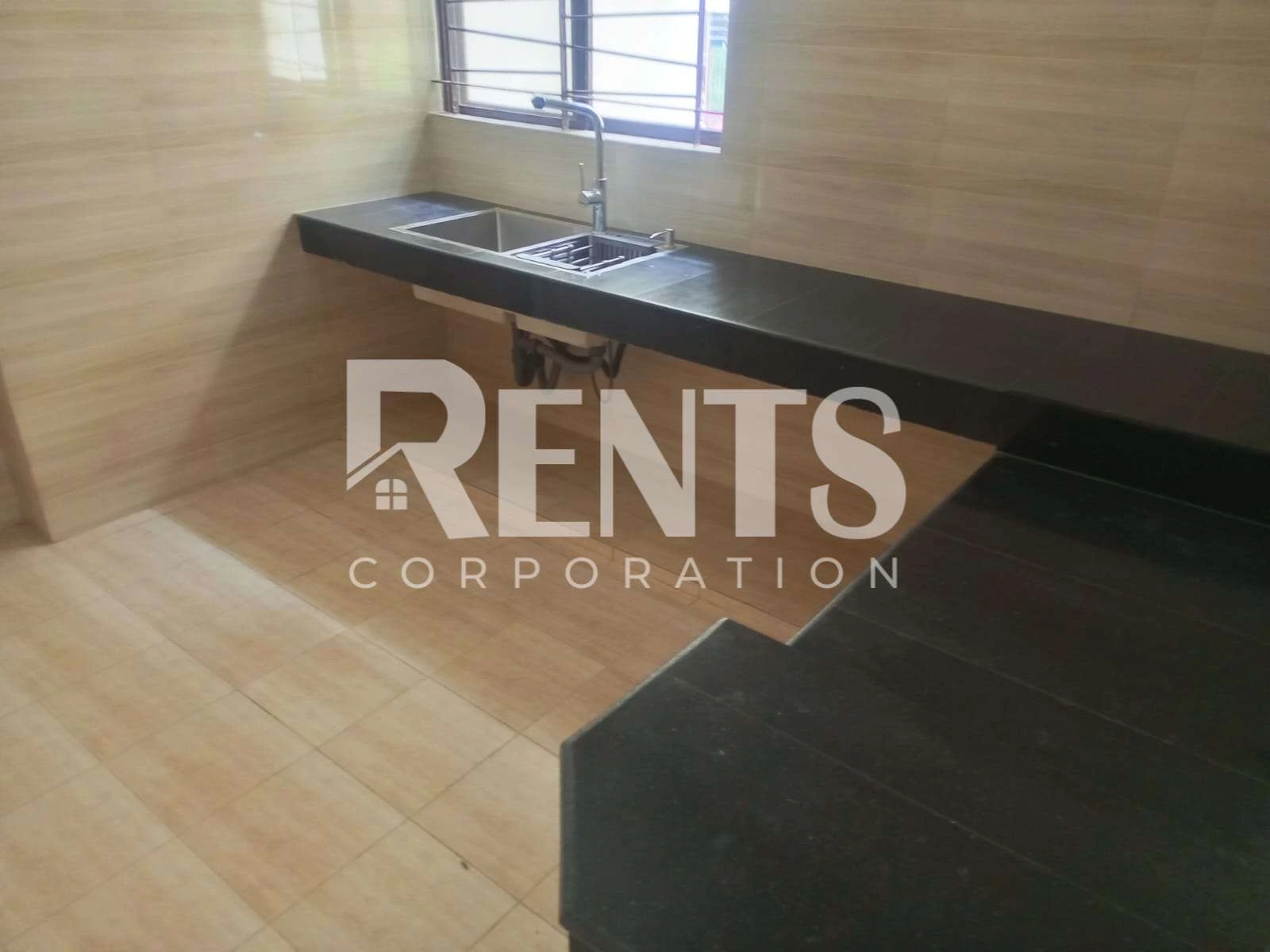 Villa on Hollywood Boulevard