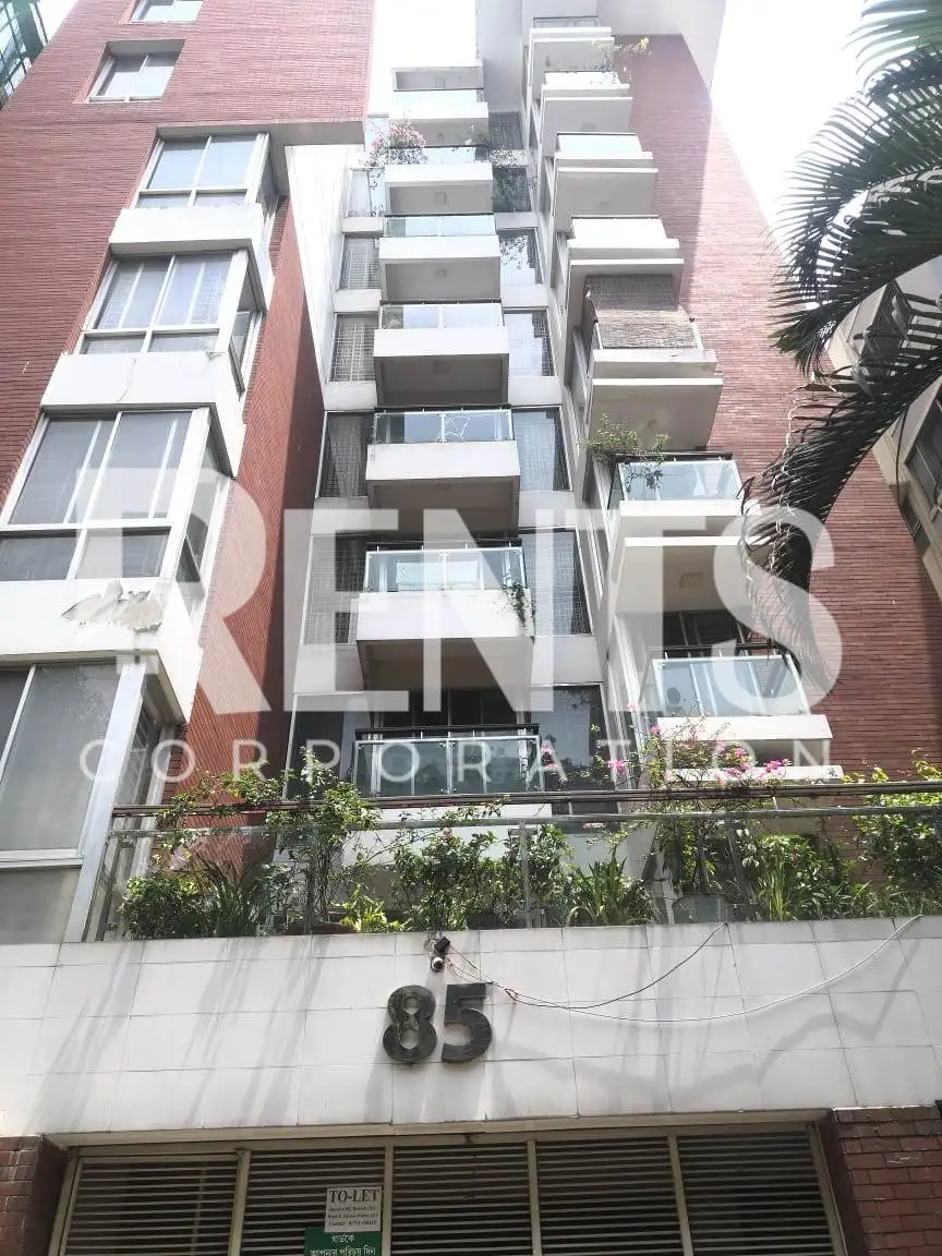 Villa on Hollywood Boulevard