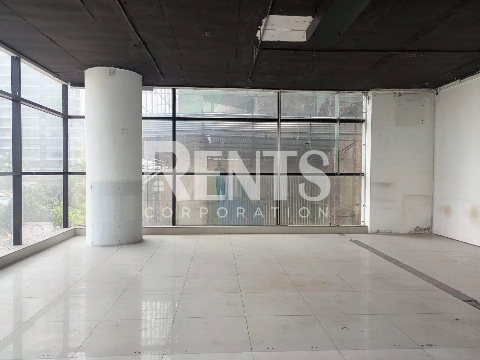 Villa on Hollywood Boulevard