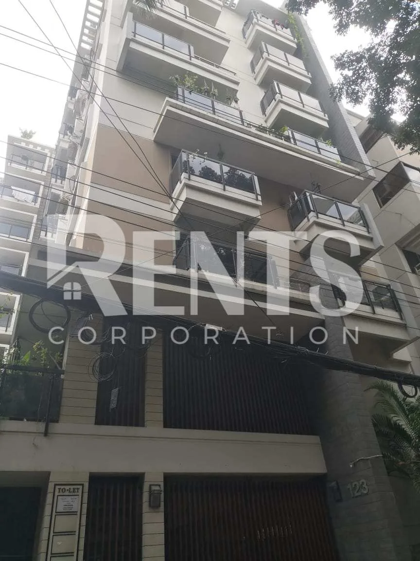 Villa on Hollywood Boulevard