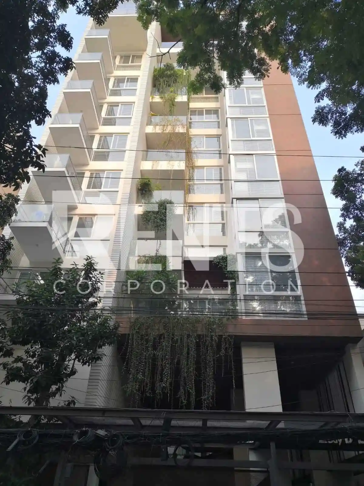 Villa on Hollywood Boulevard