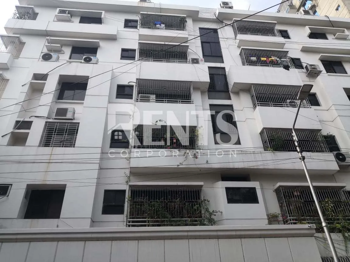 Villa on Hollywood Boulevard