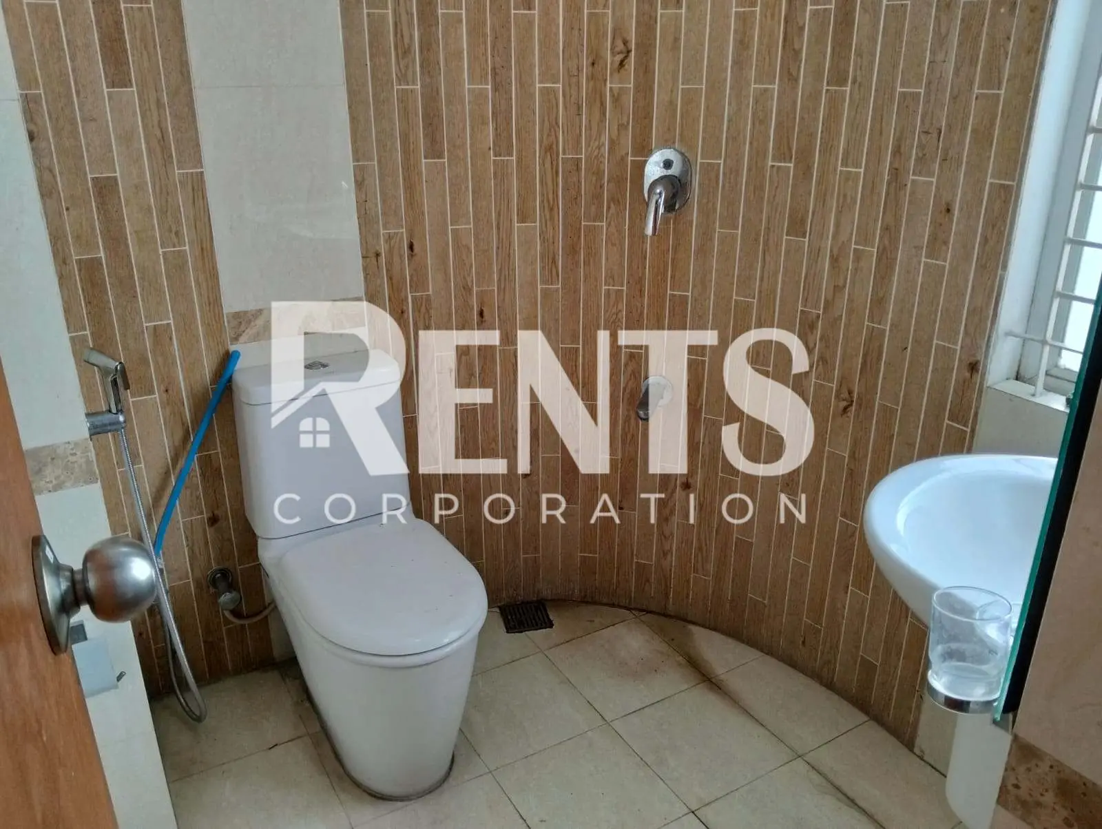 Villa on Hollywood Boulevard