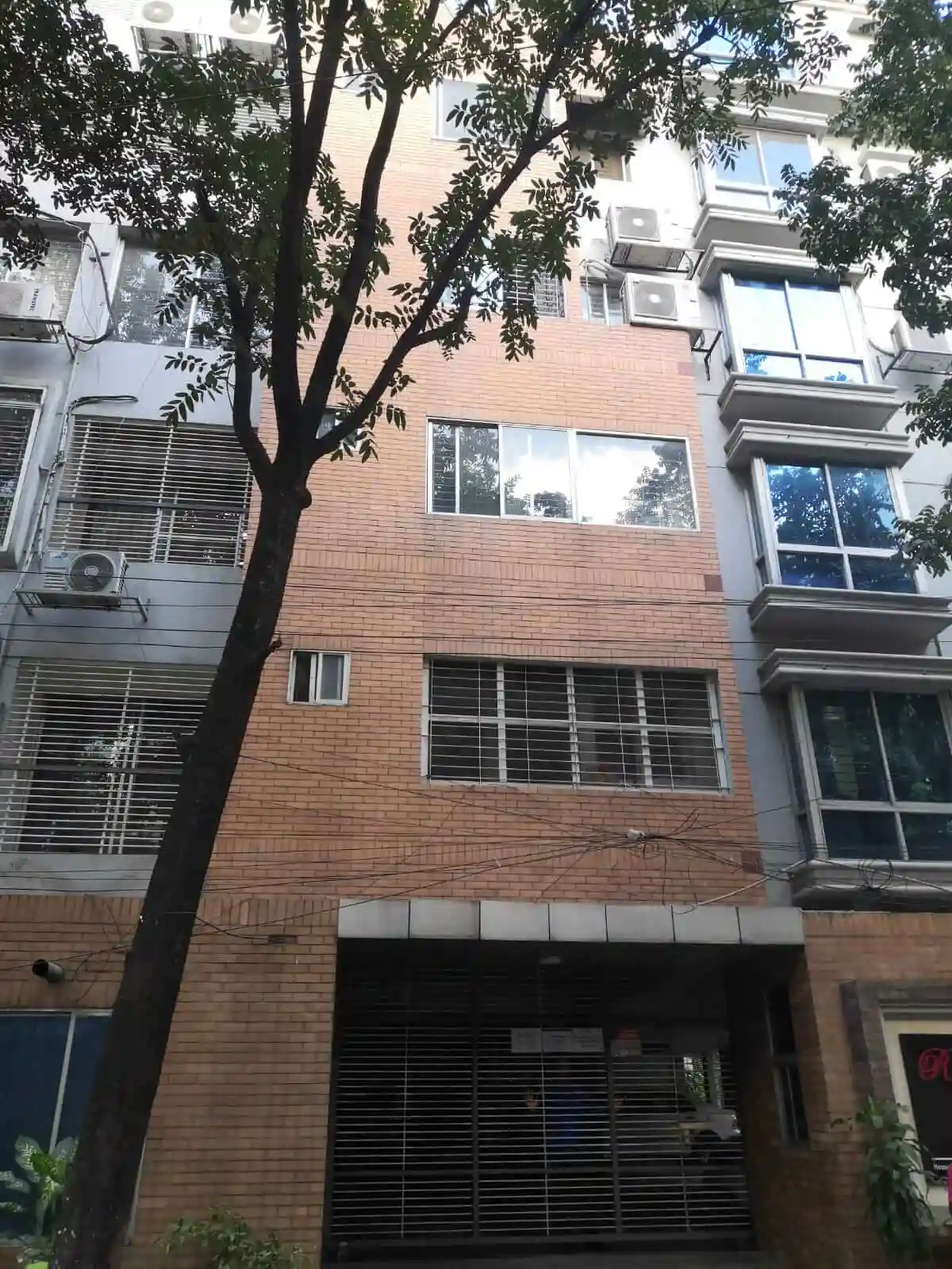 Villa on Hollywood Boulevard