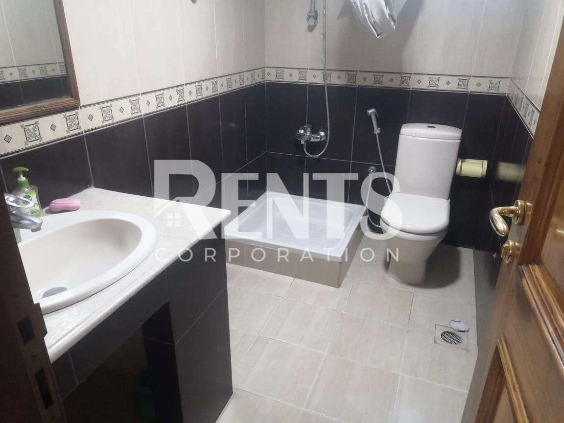 Villa on Hollywood Boulevard