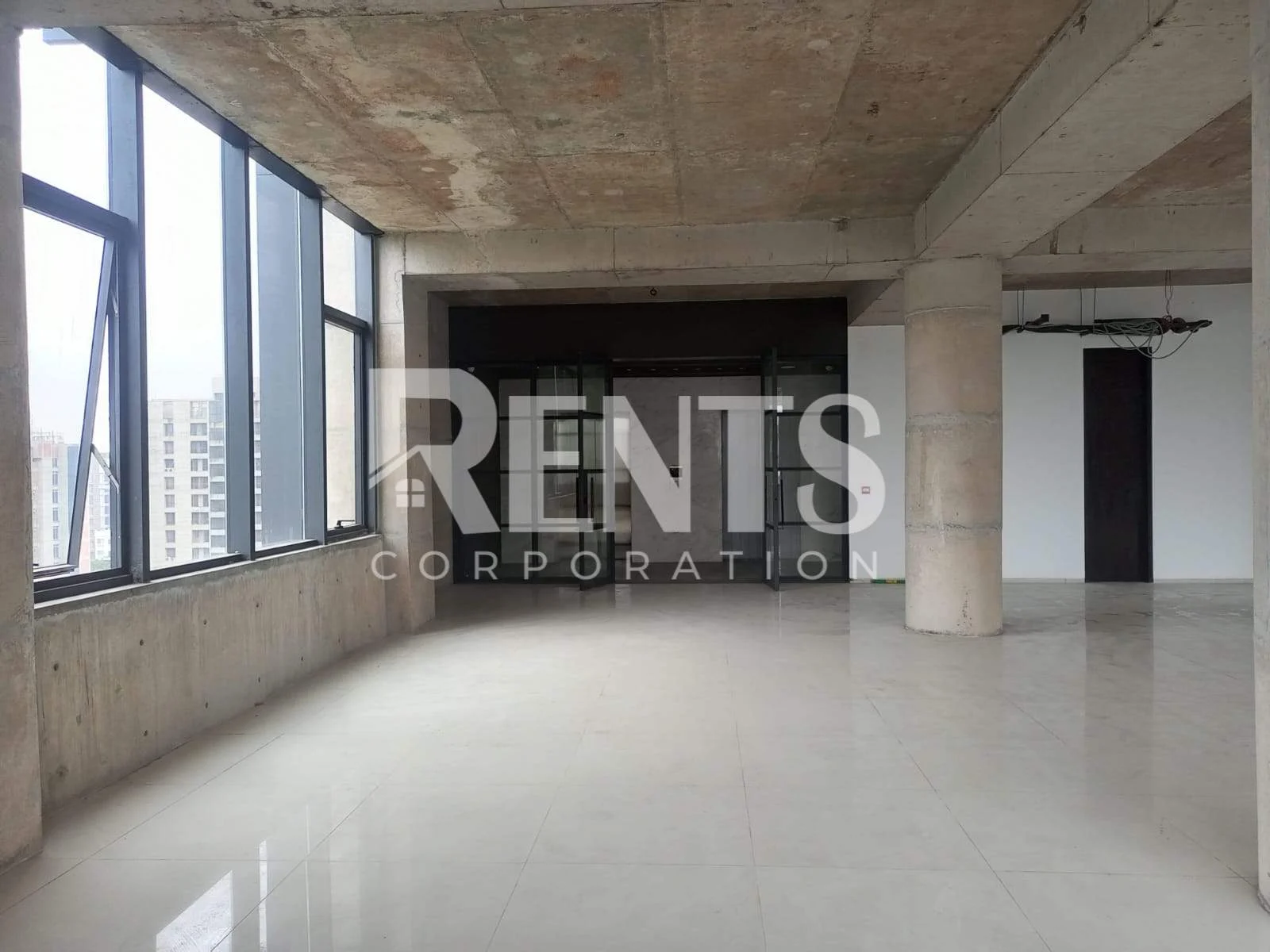 Villa on Hollywood Boulevard