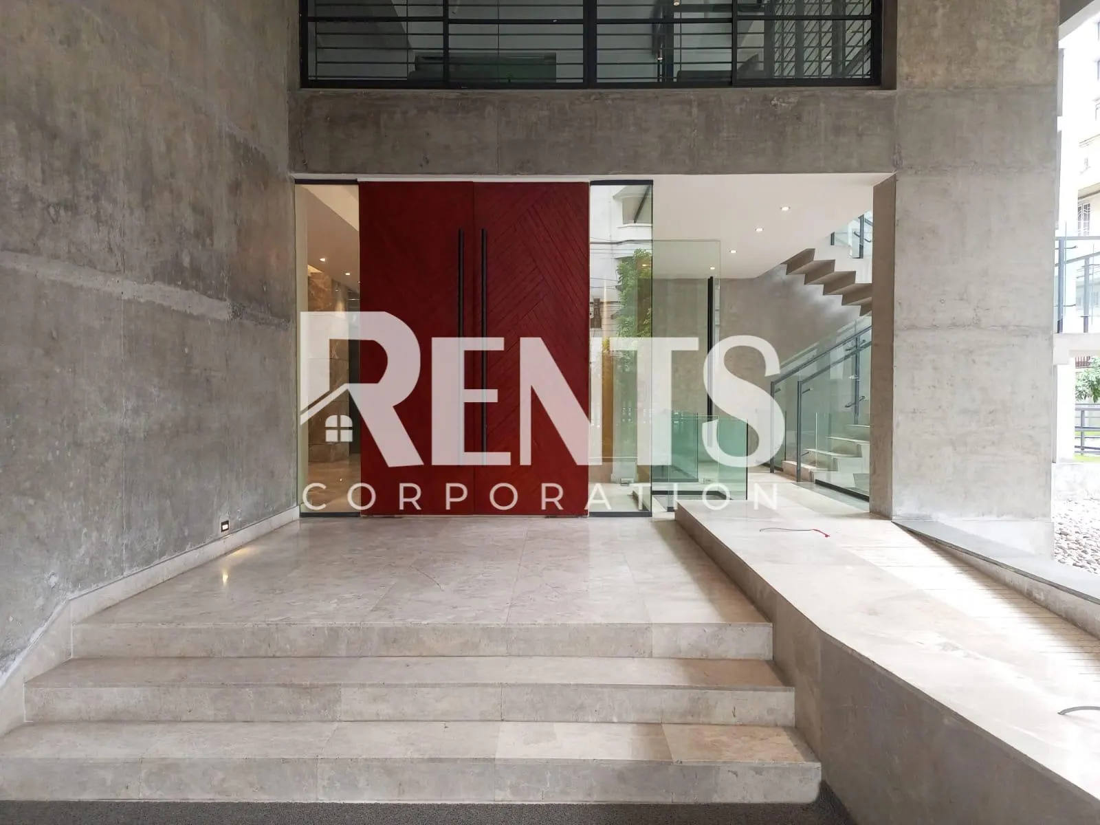 Villa on Hollywood Boulevard