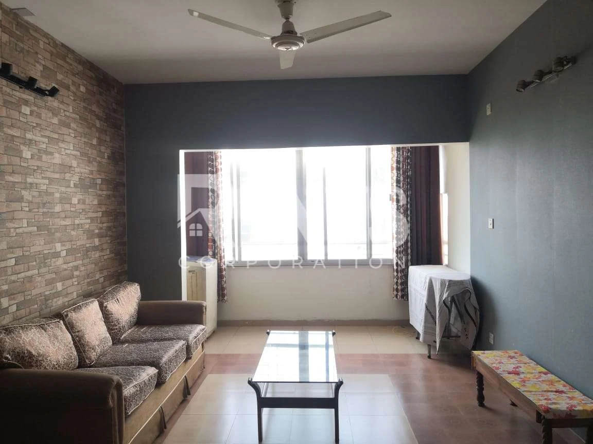 Villa on Hollywood Boulevard