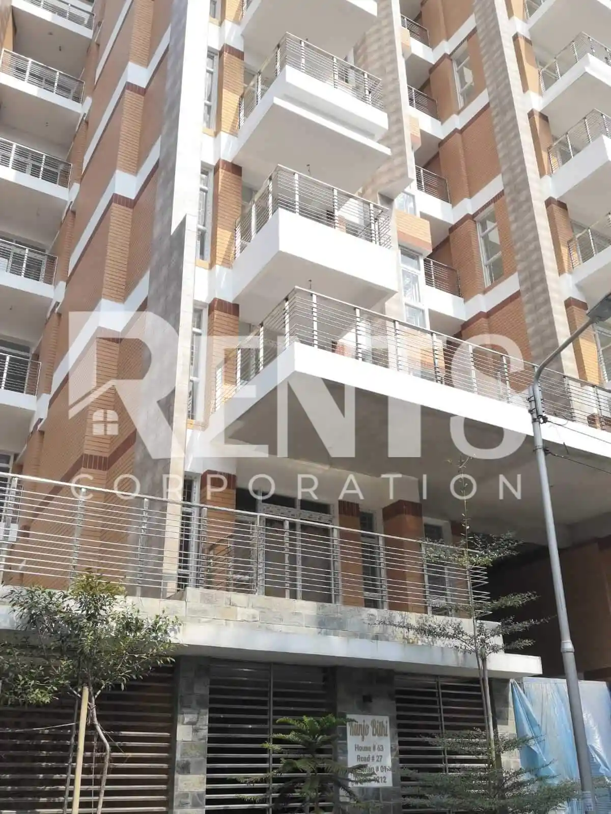 Villa on Hollywood Boulevard