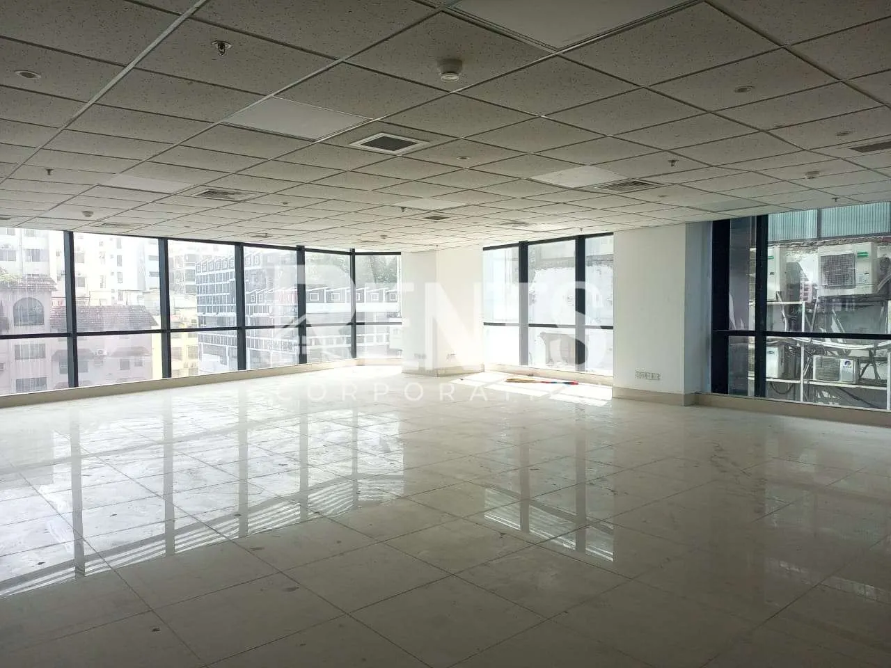 Villa on Hollywood Boulevard