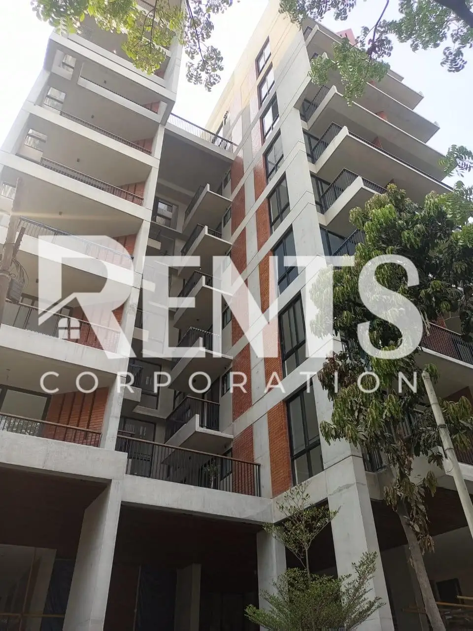 Villa on Hollywood Boulevard