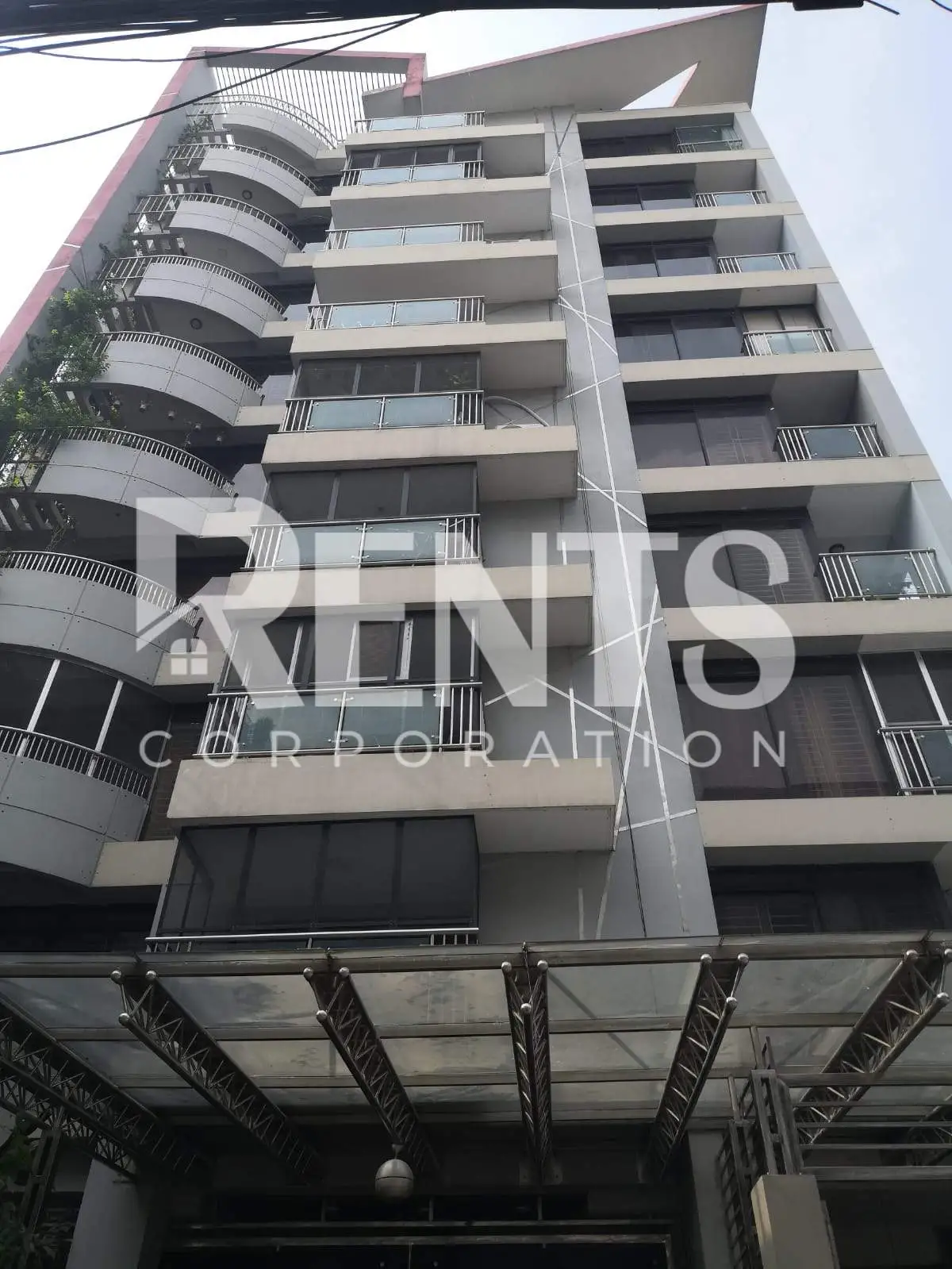 Villa on Hollywood Boulevard