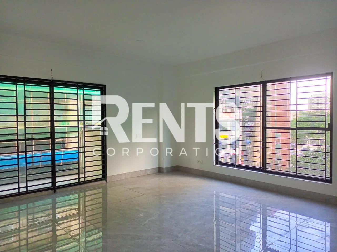 Villa on Hollywood Boulevard