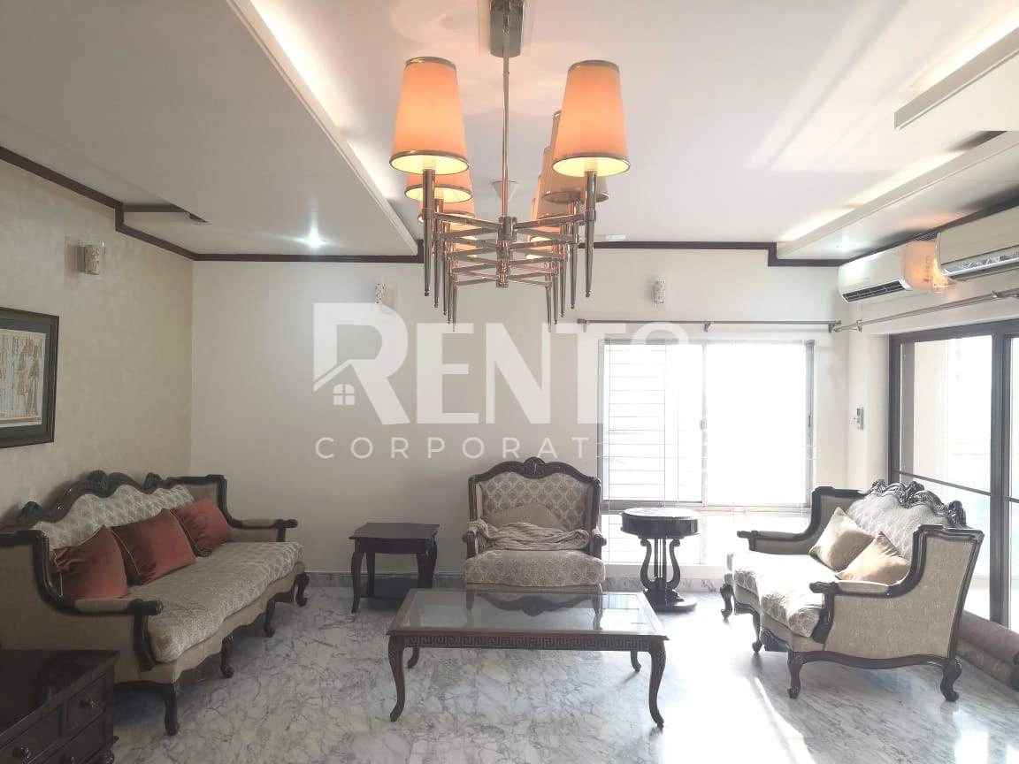 Villa on Hollywood Boulevard