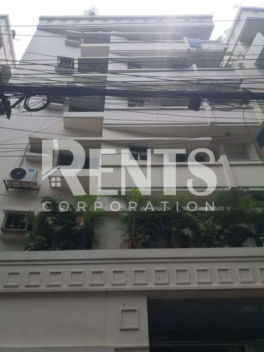 Villa on Hollywood Boulevard