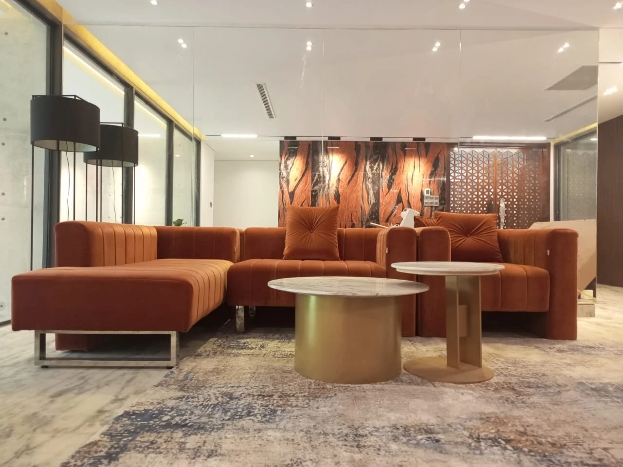 Villa on Hollywood Boulevard