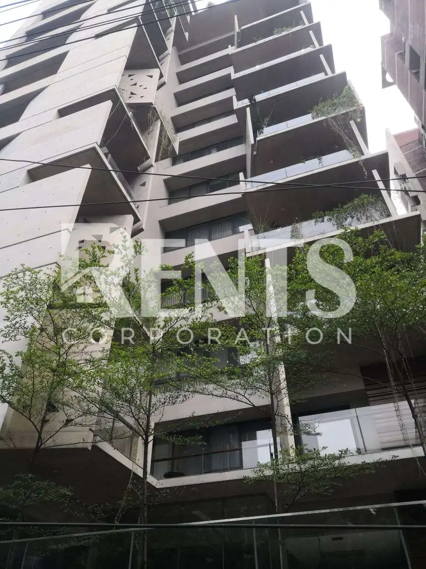 Villa on Hollywood Boulevard