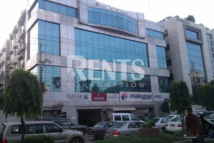 Villa on Hollywood Boulevard