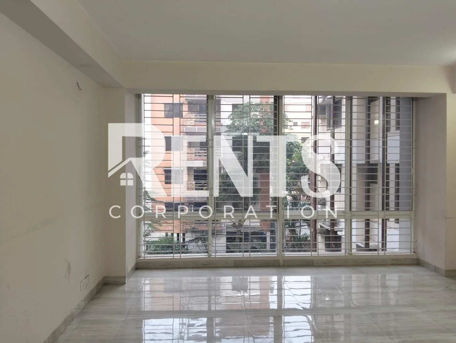 Villa on Hollywood Boulevard