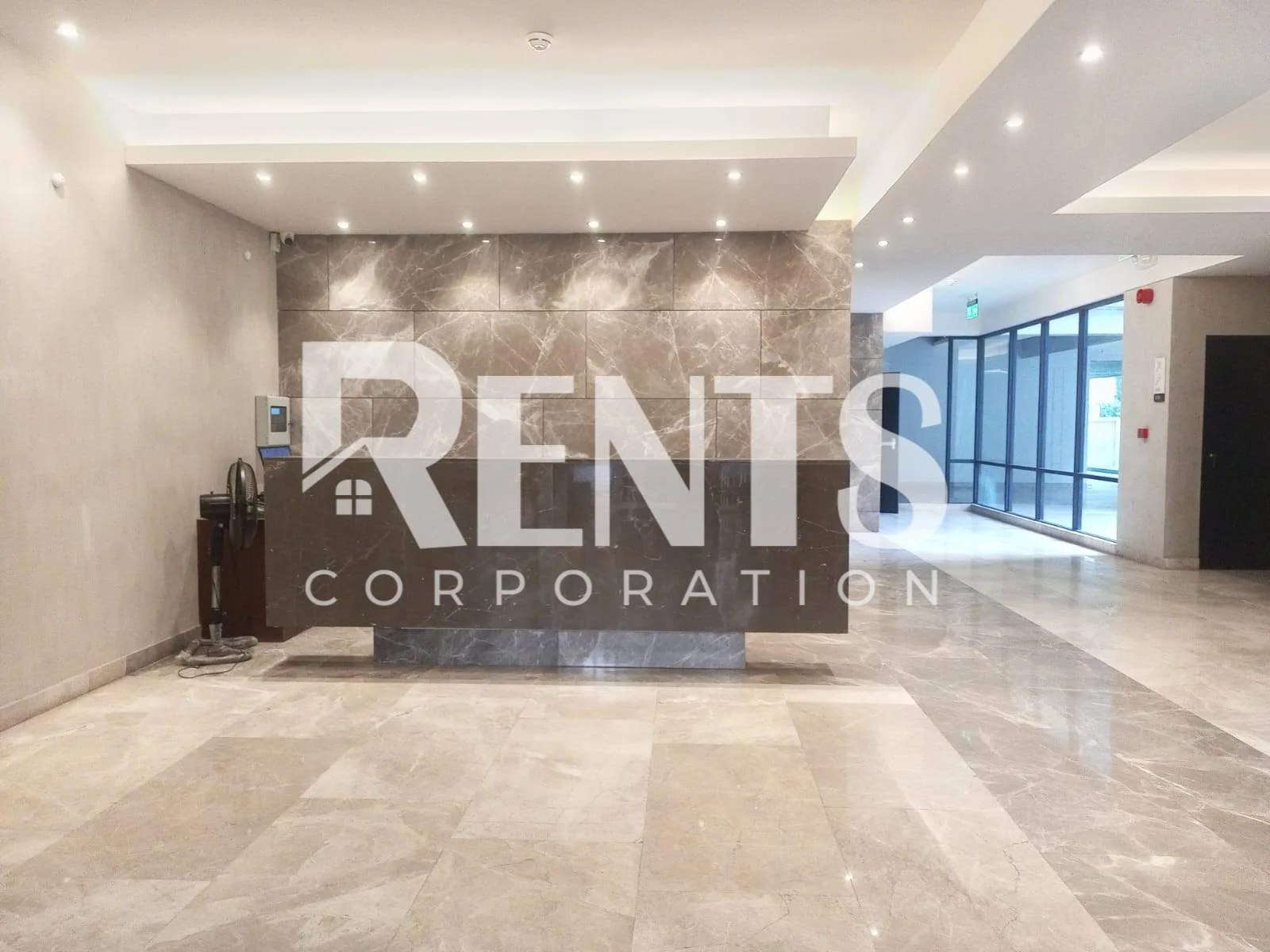 Villa on Hollywood Boulevard