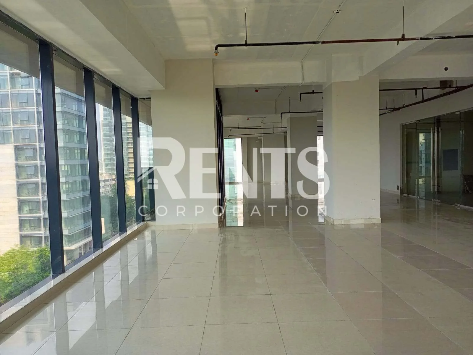 Villa on Hollywood Boulevard