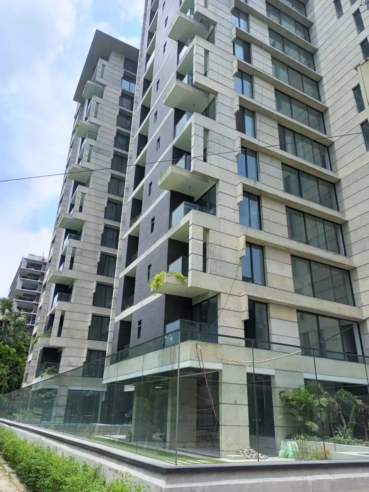 Villa on Hollywood Boulevard