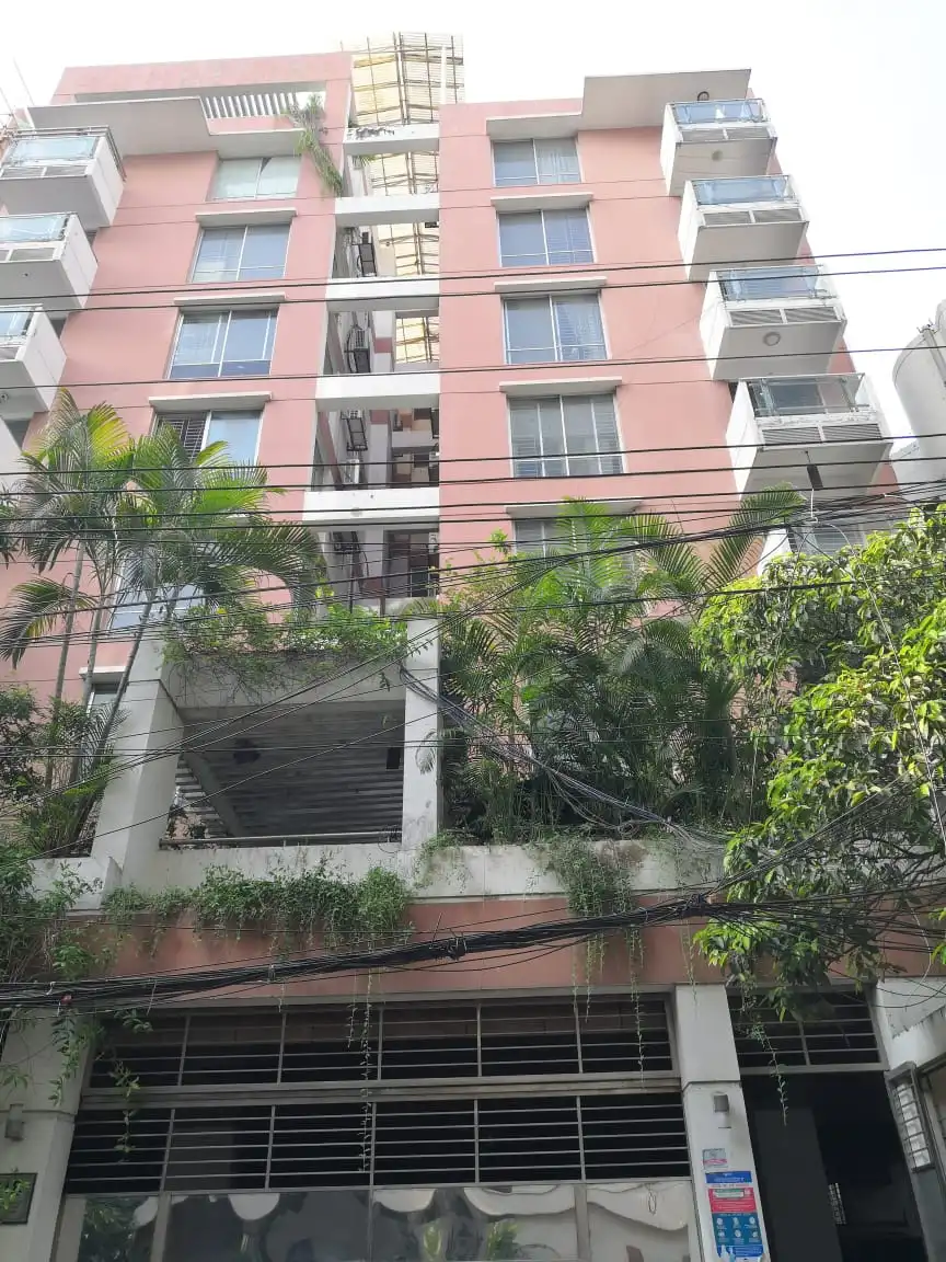 Villa on Hollywood Boulevard