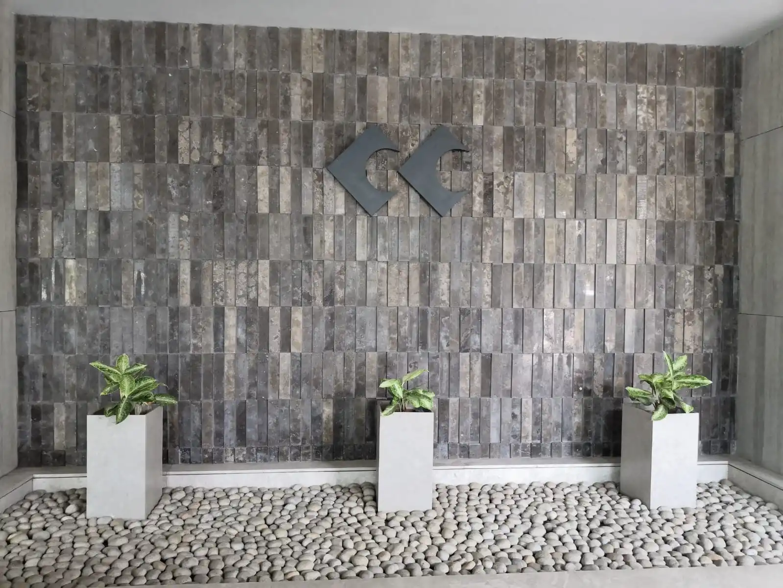 Villa on Hollywood Boulevard